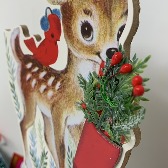 3 piece Christmas lot : wreath, countdown calendar & baby deer holiday decor - Picture 6 of 16